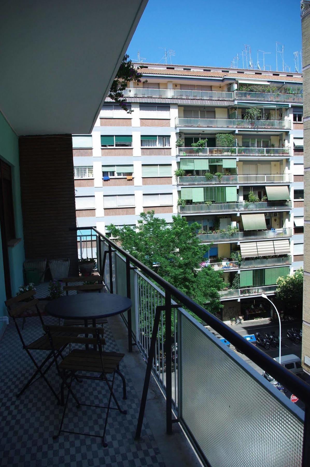 In Roma Life Hotel Exterior photo