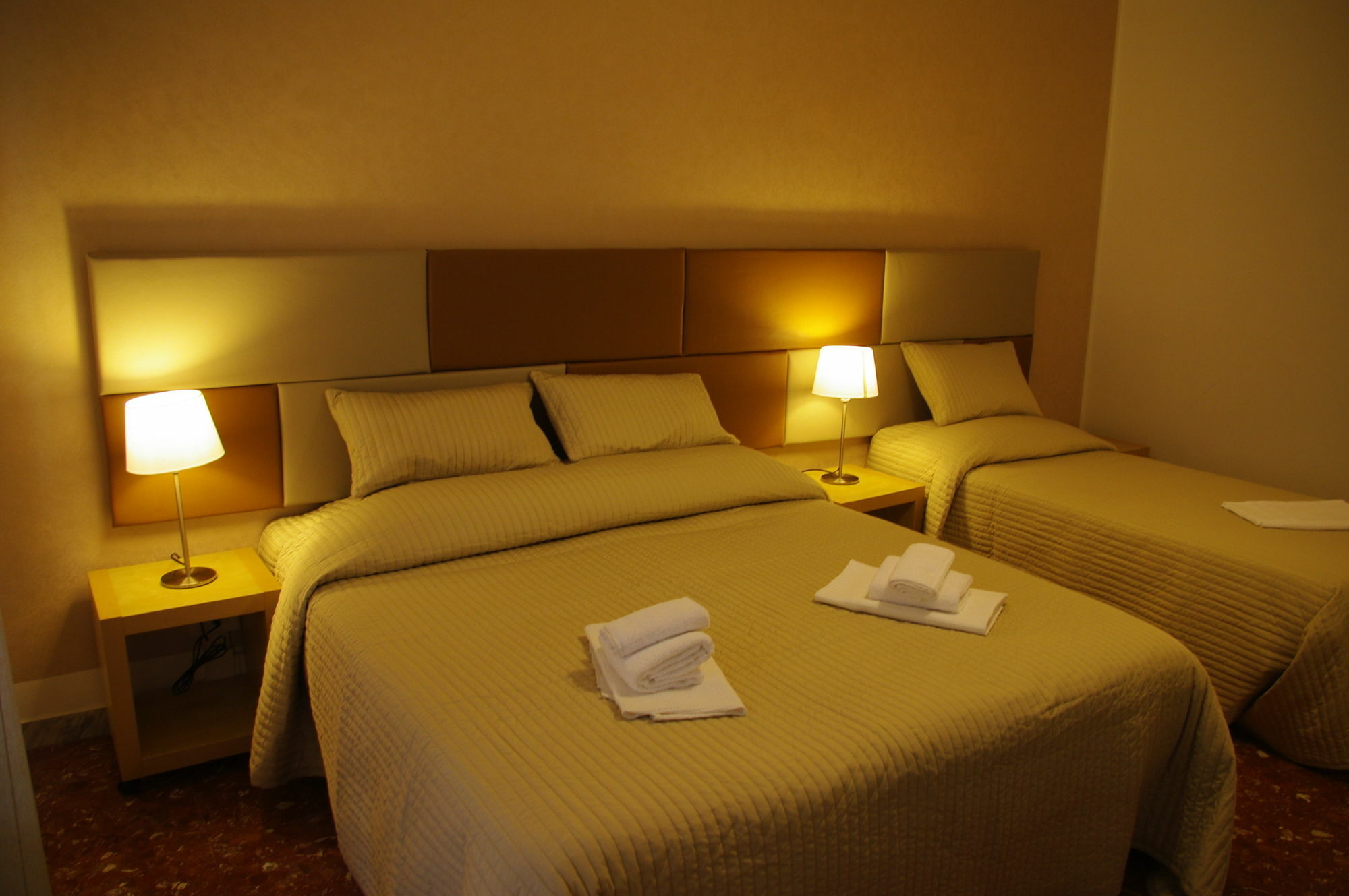 In Roma Life Hotel Exterior photo
